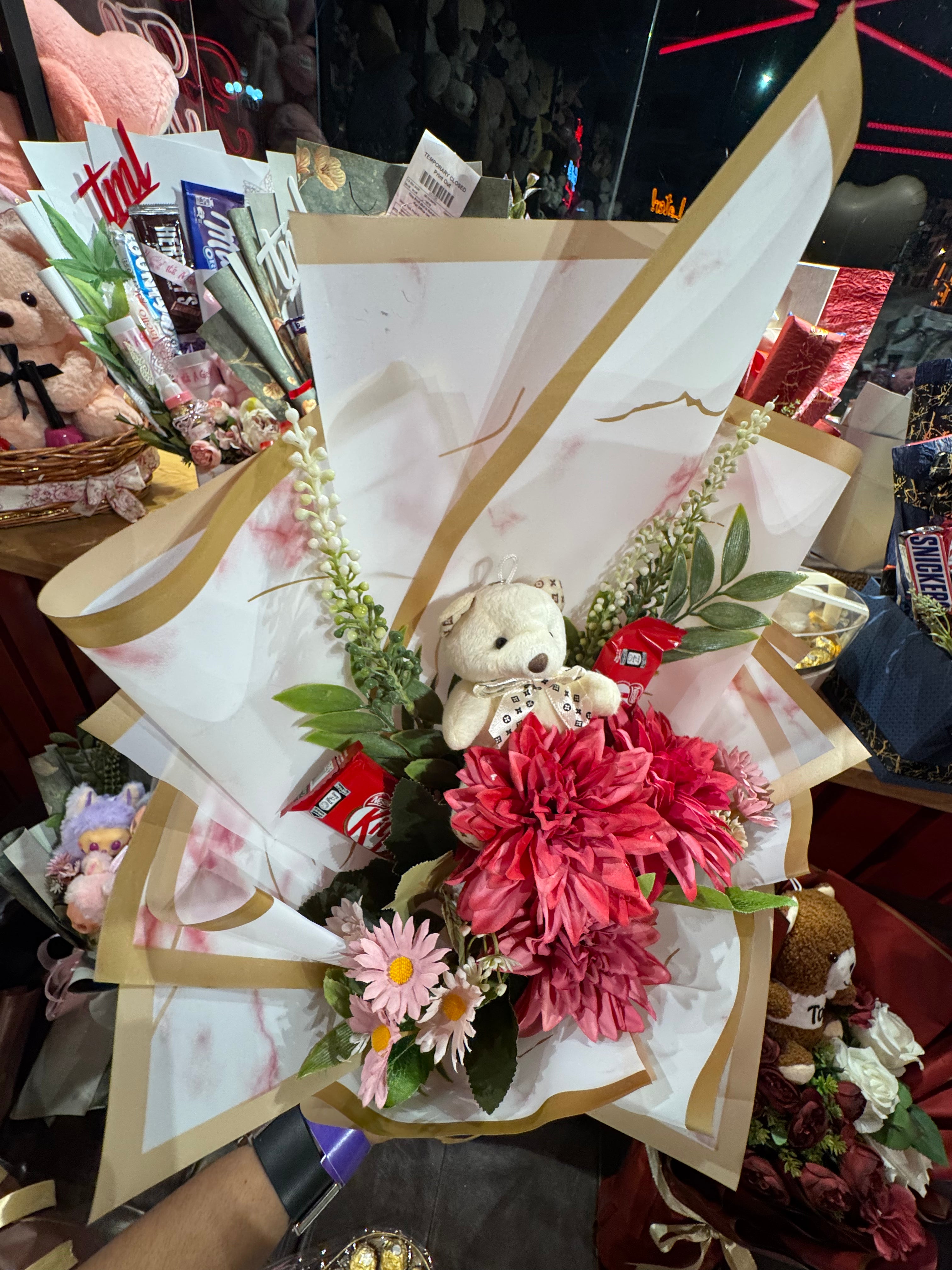 Gift Bouquet with Flowers