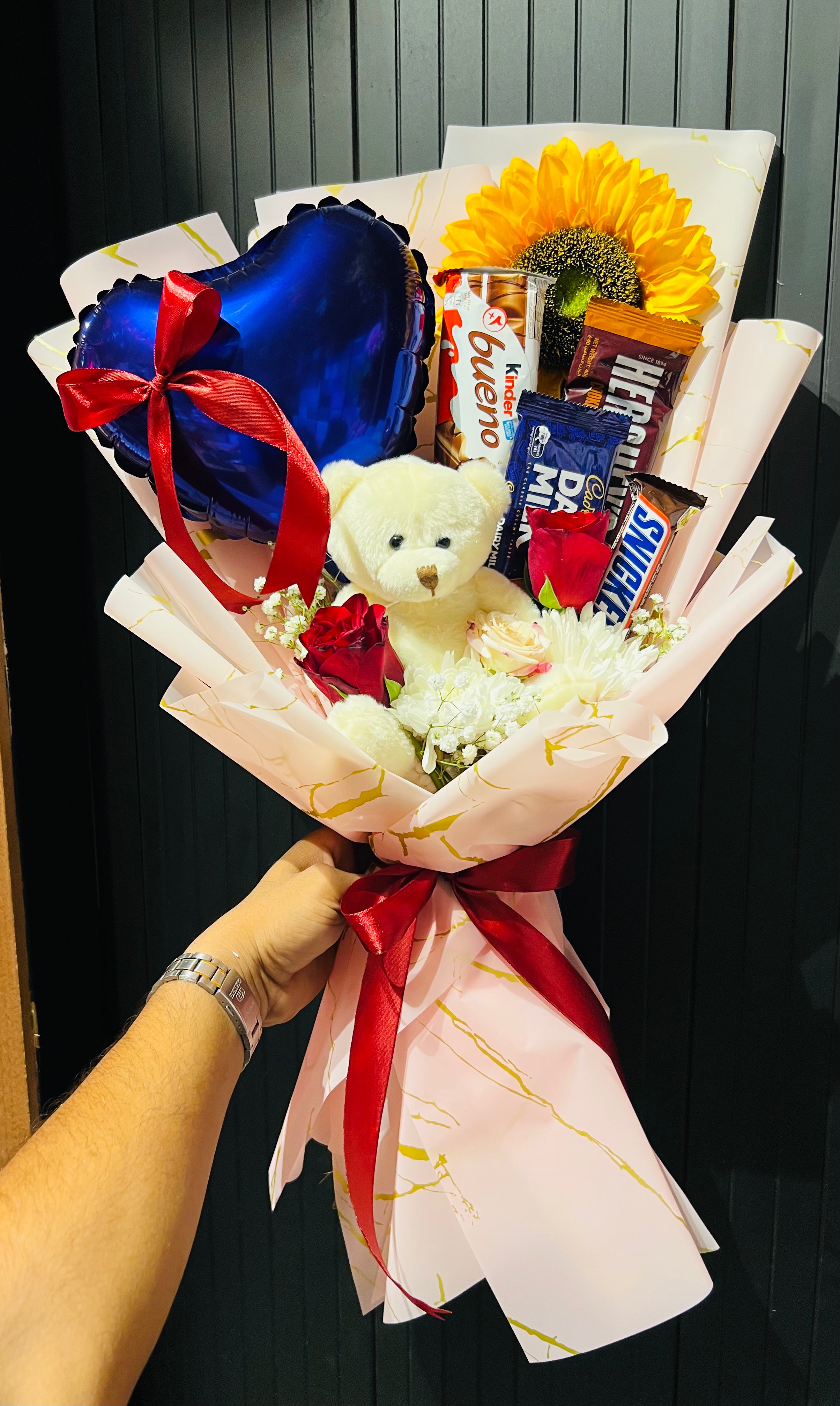 Unique & Beautiful Bouquet with Heart & Teddy