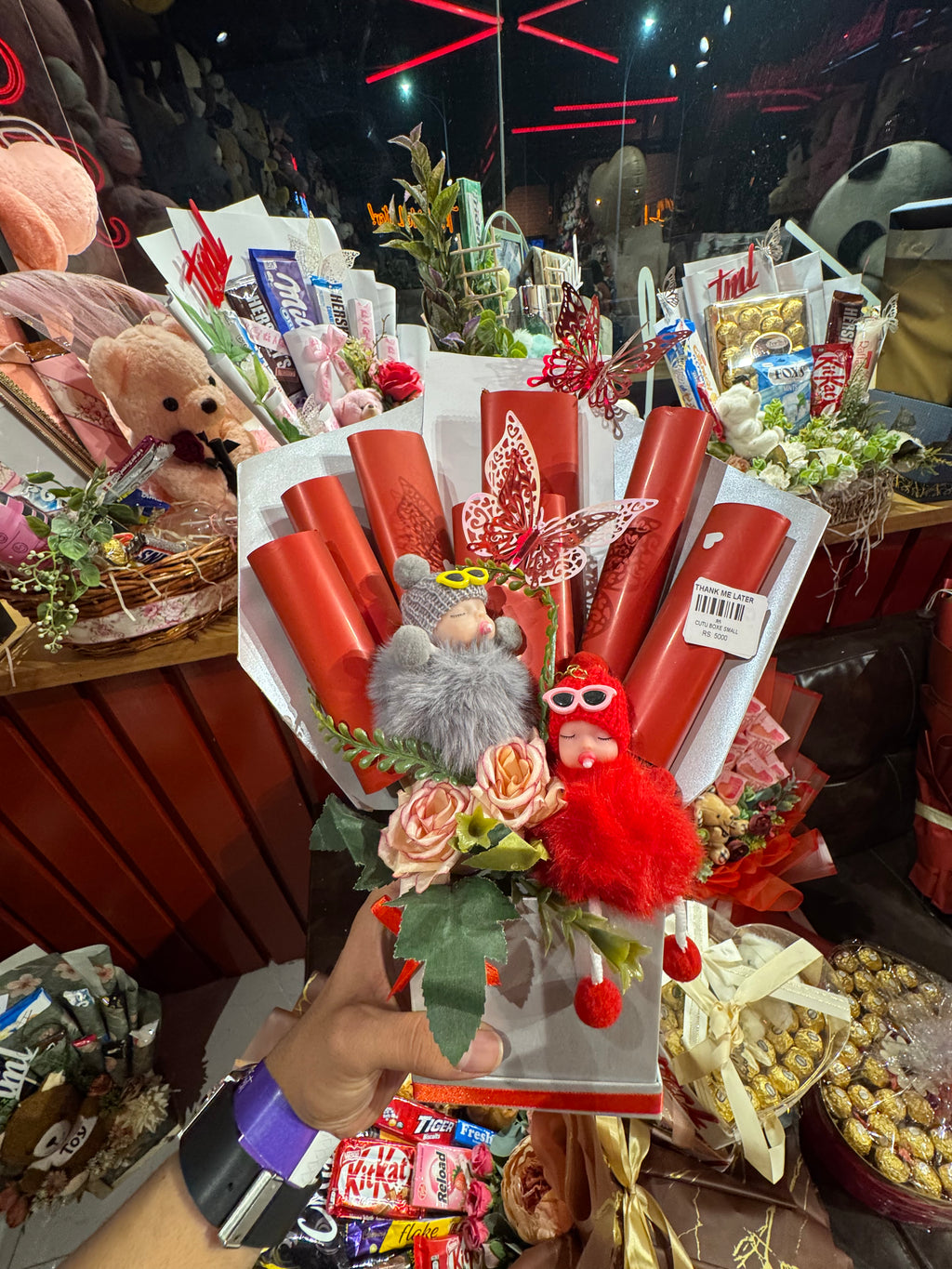 Unique Gift Basket Red Theme