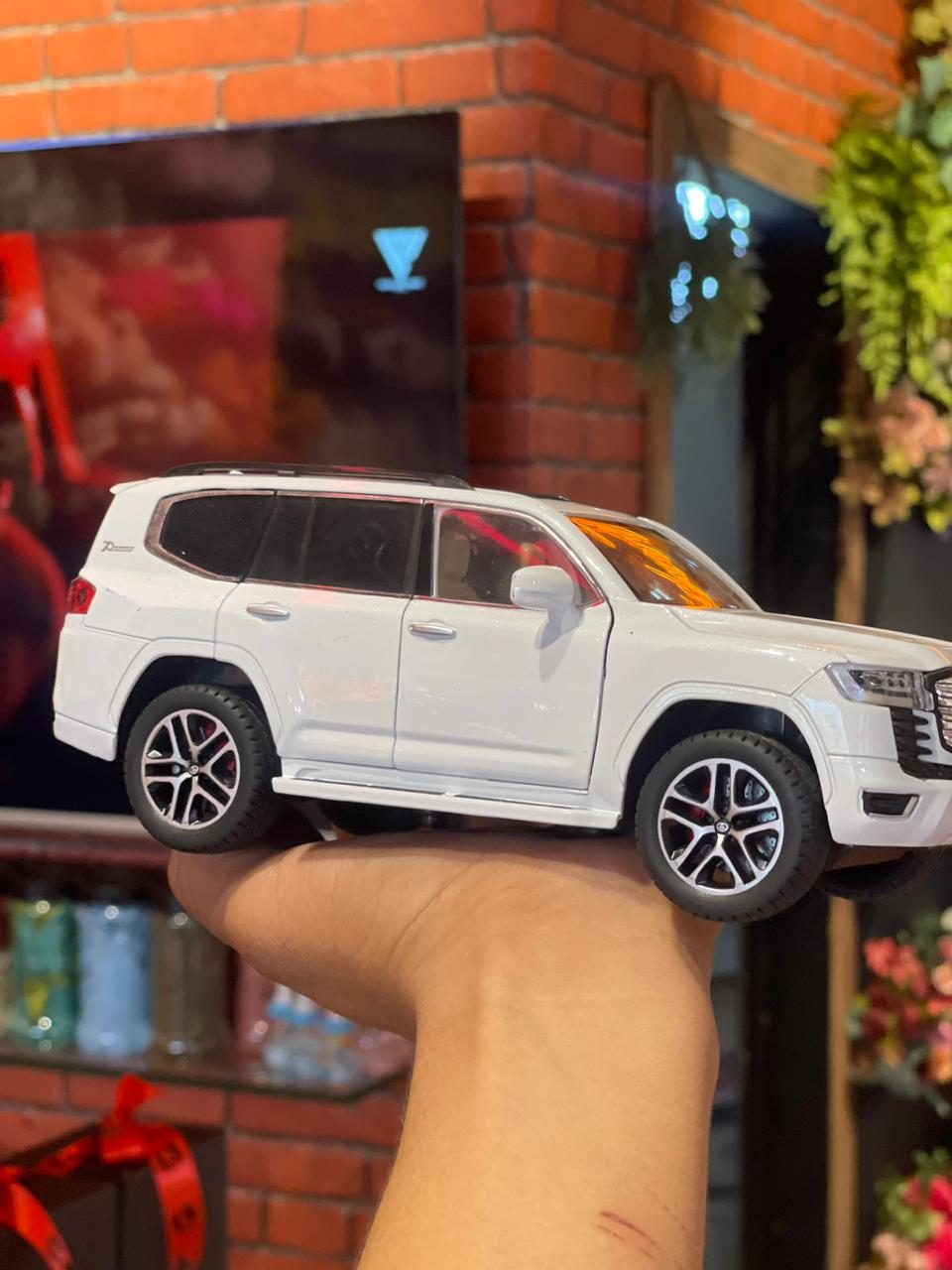 Beauty Handy Toyota Car for Gift